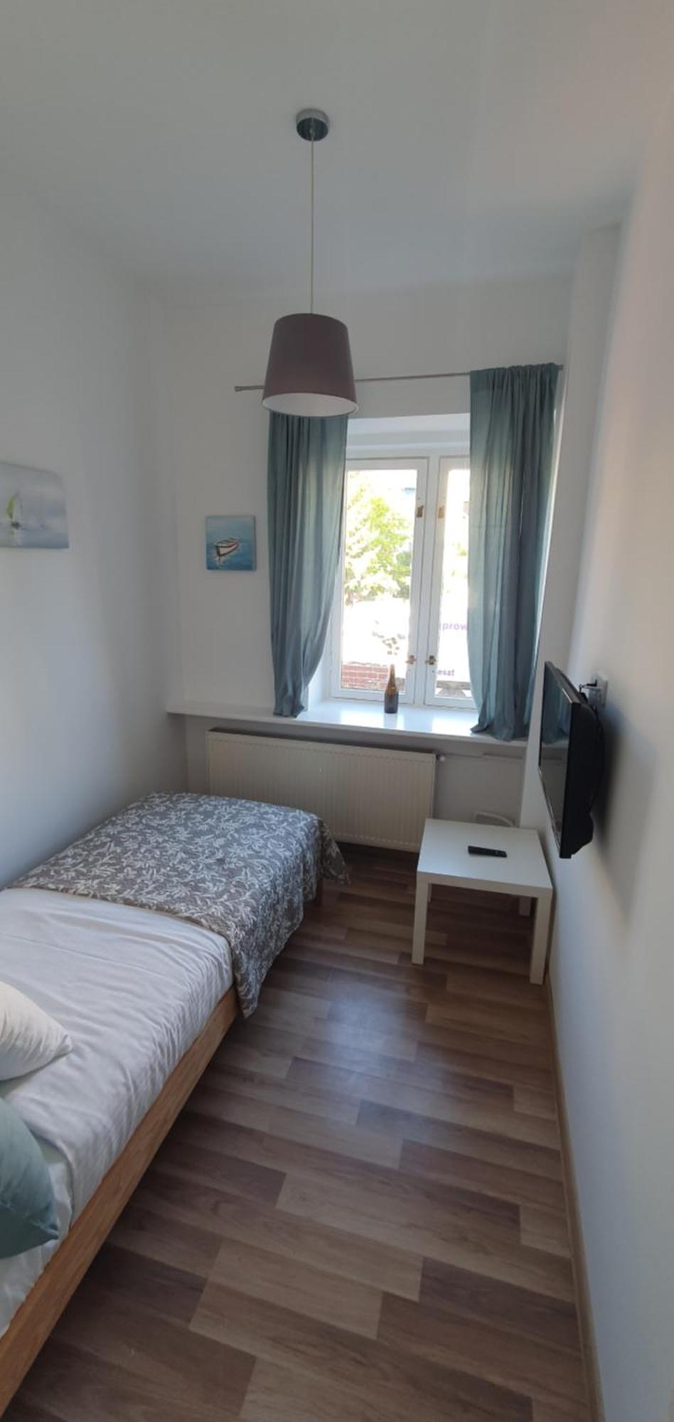 Apartment 31 *