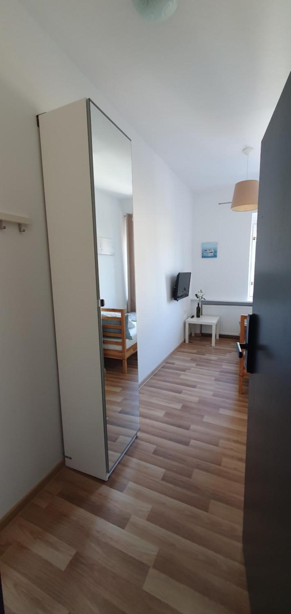 Apartment 31