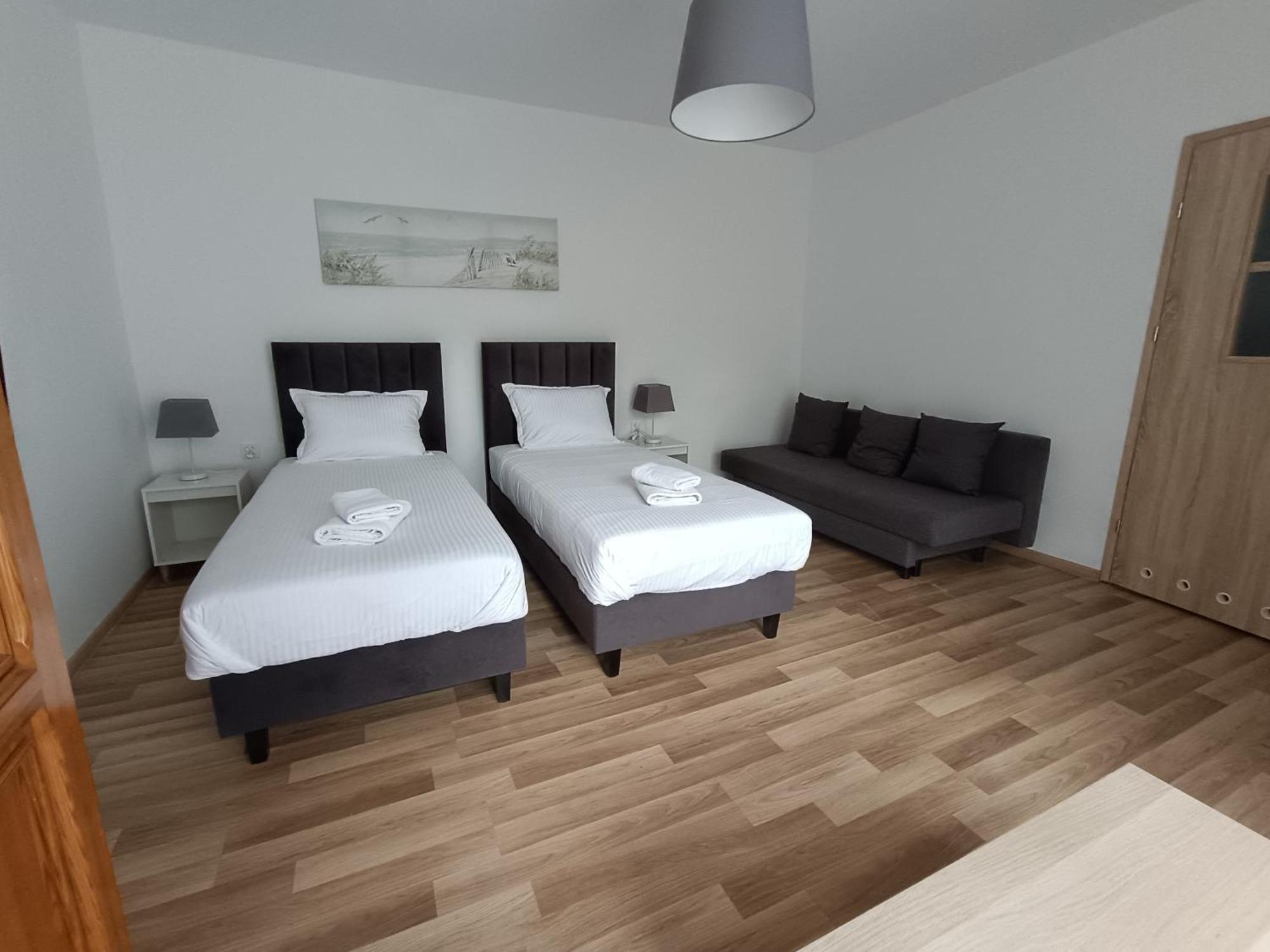 31 Apartment *