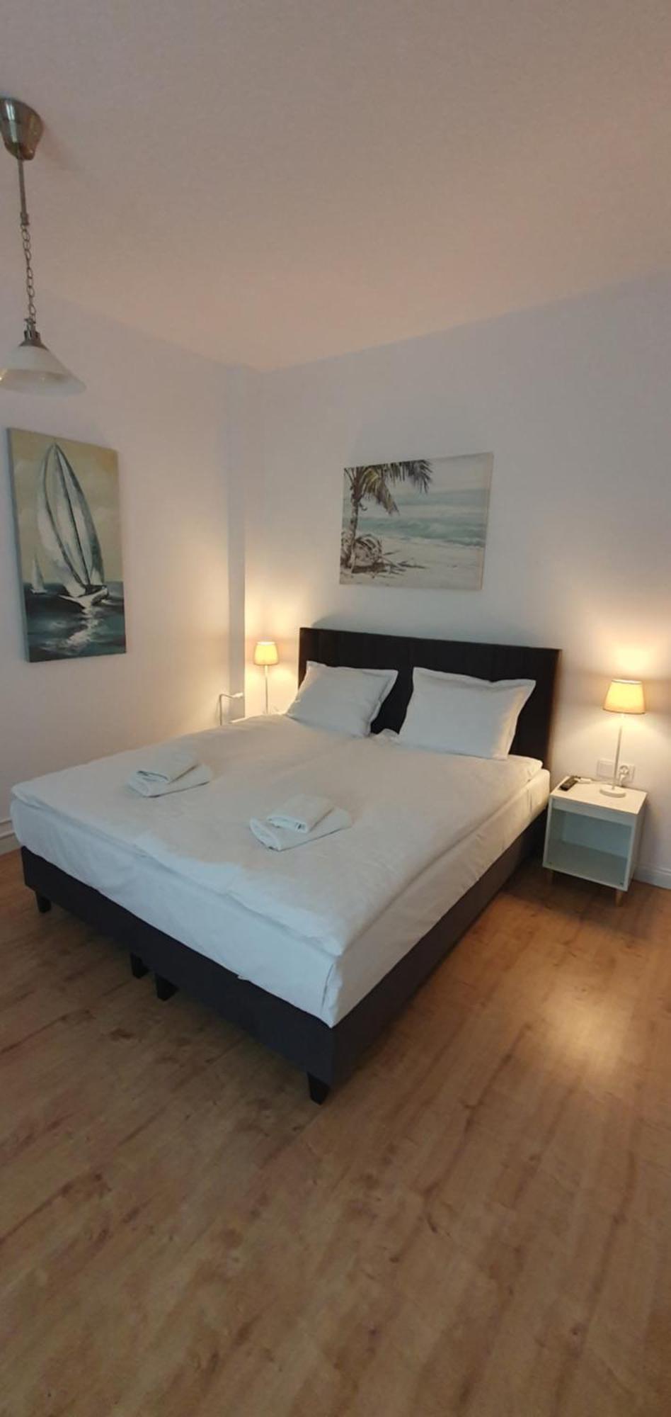 Apartment 31 *